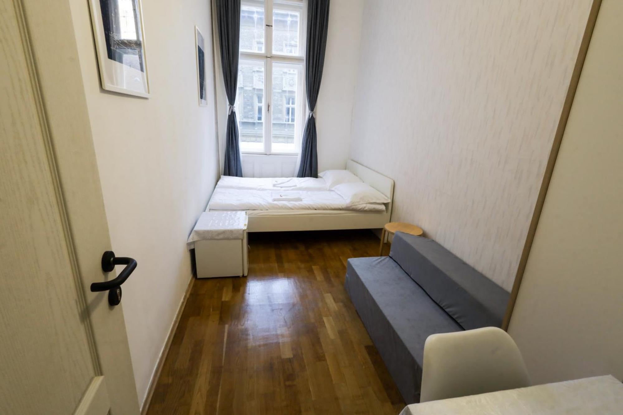 Budapest Pest-Port Apartment 4 Rooms For 16 Person Kültér fotó