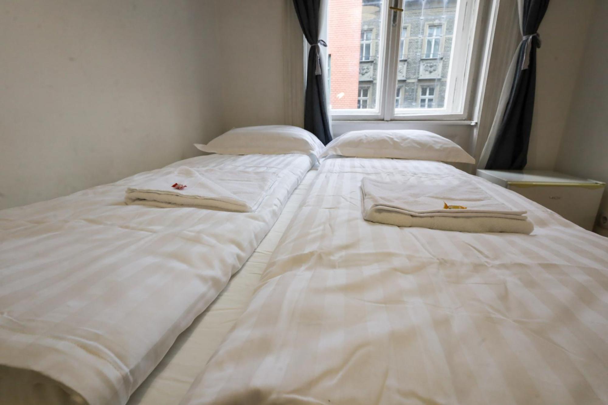 Budapest Pest-Port Apartment 4 Rooms For 16 Person Kültér fotó